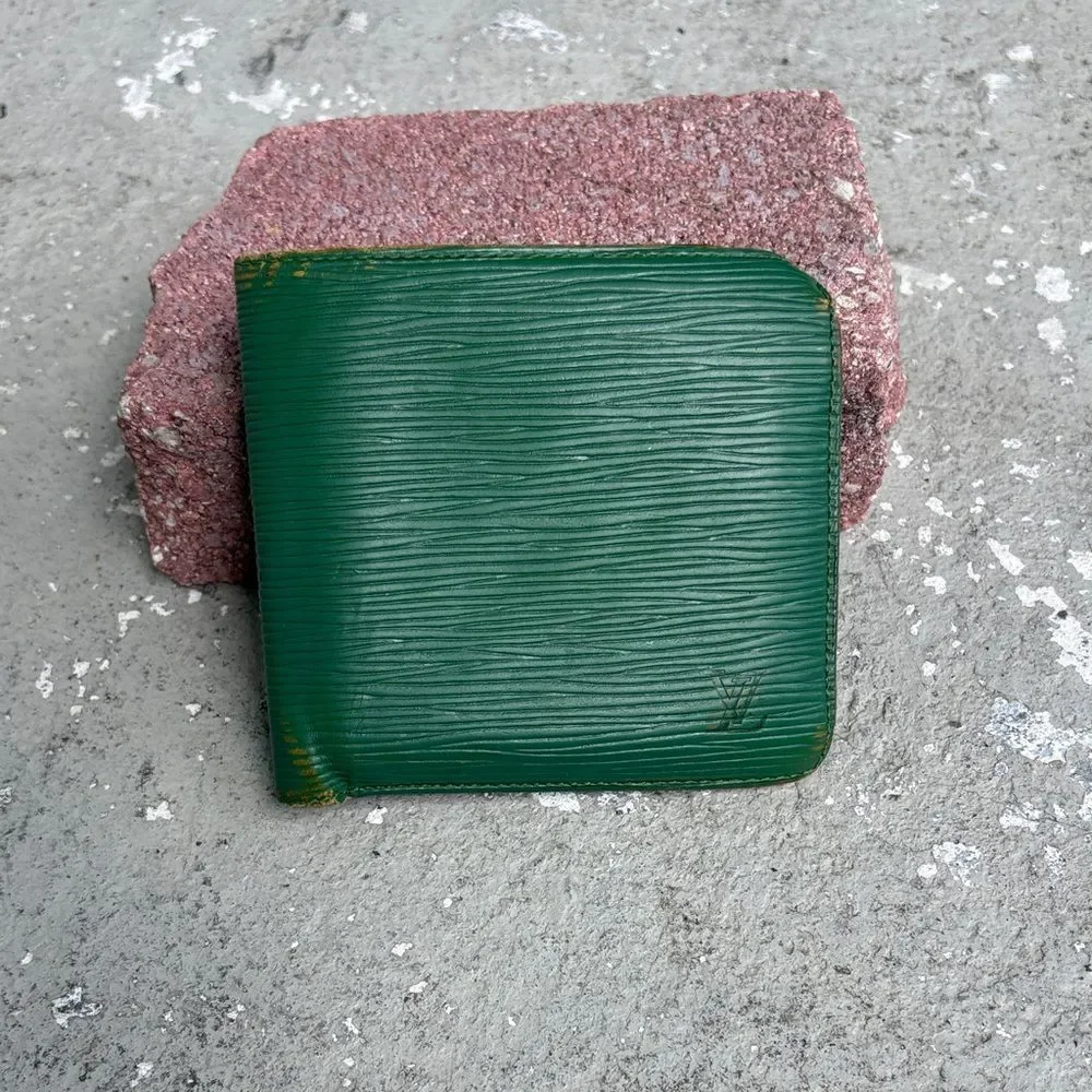 Vintage Louis Vuitton green Epi, leather men’s billfold